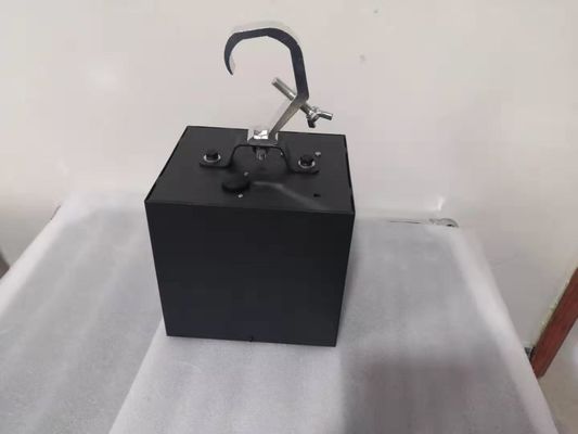 μηχανή πηγών καταρρακτών 650W DMX, κρύα μηχανή πυροτεχνημάτων σπινθήρων 6.3KG